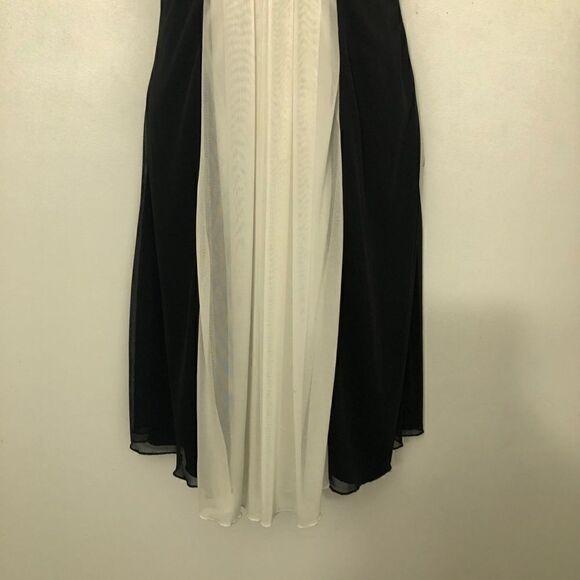 ALYNPaige Beautiful Size S Slip On Dress! - Picture 5 of 11